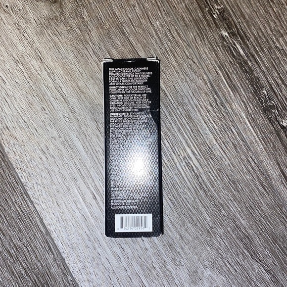 KRISTOFER BUCKLE Cashmere Slip Longwear Lipstick in Bardot - Picture 3 of 3